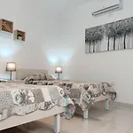 Dom wakacyjny Lorenza Letting Maisonette Marsaxlokk