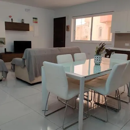 Lorenza Letting Maisonette Prázdninový dům