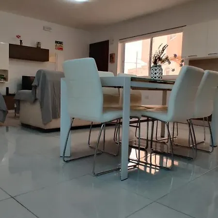 Lorenza Letting Maisonette Marsaxlokk