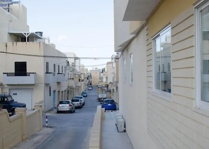 Lorenza Letting Maisonette بيت للعطل *