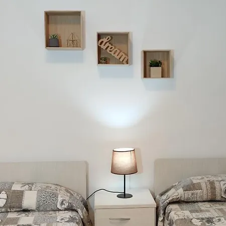 Lorenza Letting Maisonette