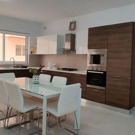 Lorenza Letting Maisonette Feriehus Marsaxlokk