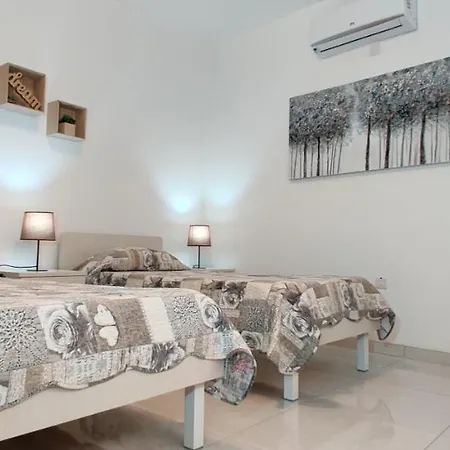 Feriehus Lorenza Letting Maisonette Marsaxlokk