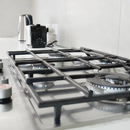 Lorenza Letting Maisonette 別荘 *