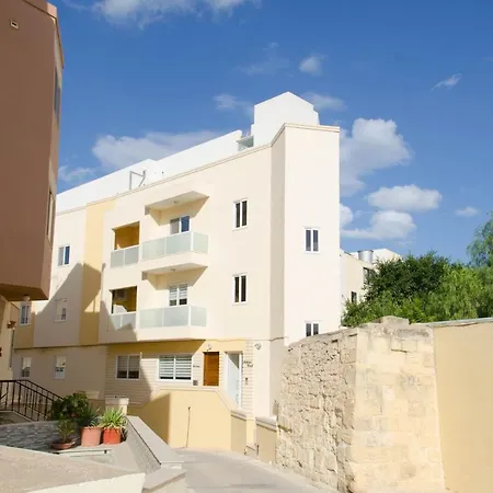 Lorenza Letting Maisonette 別荘 マルサシュロック