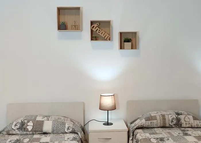 Lorenza Letting Maisonette